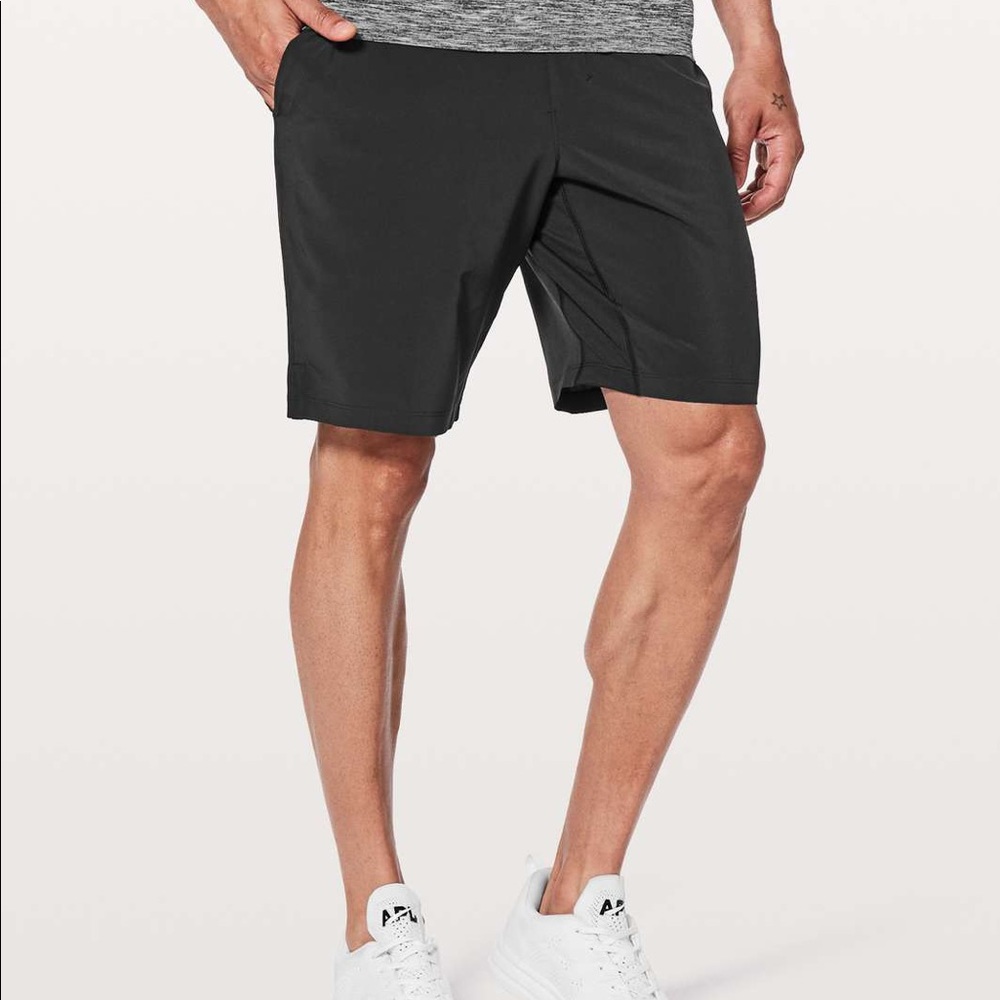 Lululemon T.H.E. Training Short Black 9” M